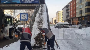 BÜYÜKŞEHİR EKİPLERİ YAYALAR İÇİN SEFERBER